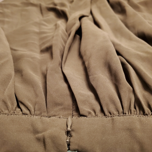 Khaki green chiffon skirt - Picture 4 of 5